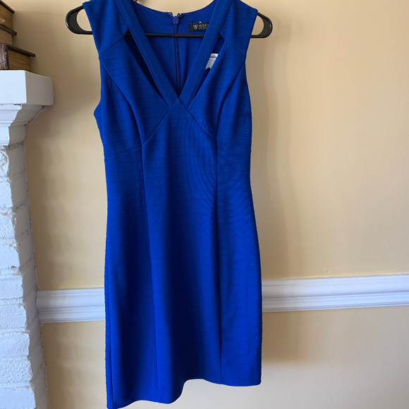 Guess Dresses & Skirts - GUESS dress - NWT Size 4
